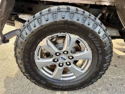 Used 2018 Ford F150 XLT w/ Equipment Group 302A Luxury image 20