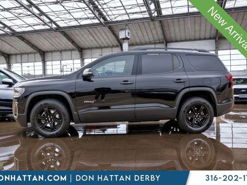 Used 2023 GMC Acadia AT4 w/ Technology Package image 2