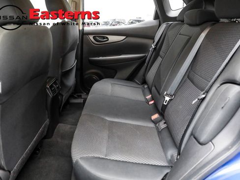 Used 2022 Nissan Rogue Sport S image 25