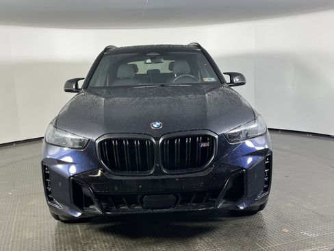 Certified 2025 BMW X5 M60i w/ Executive Package image 2