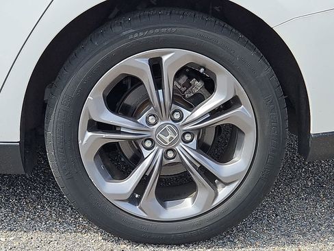 Used 2023 Honda Accord EX image 37