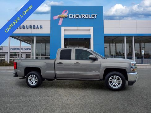 Used 2017 Chevrolet Silverado 1500 LT w/ All Star Edition AWD/4WD image 5