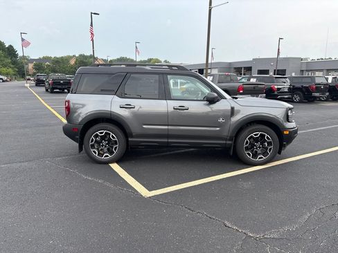Used 2025 Ford Bronco Sport Outer Banks w/ Outer Banks Tech Package+ AWD/4WD image 4