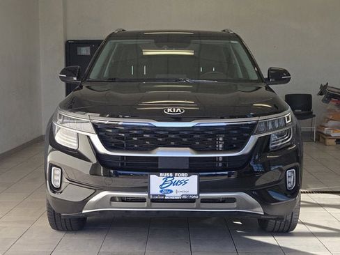 Used 2021 Kia Seltos SX image 2