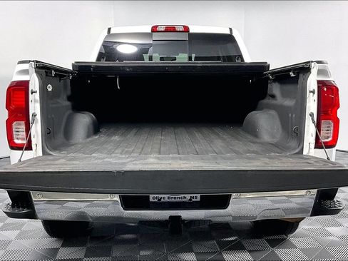 Used 2017 Chevrolet Silverado 1500 LTZ w/ Sport Package AWD/4WD image 33