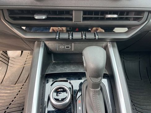 Used 2024 Chevrolet Colorado Trail Boss image 29