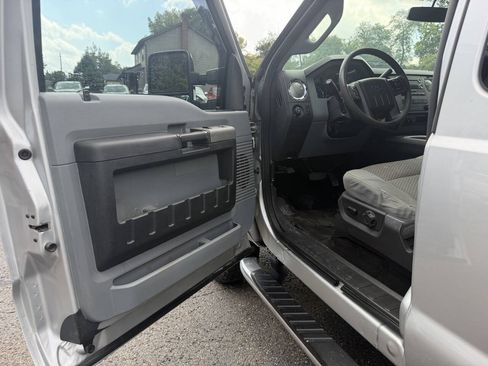 Used 2016 Ford F250 XLT w/ XLT Value Package AWD/4WD image 14