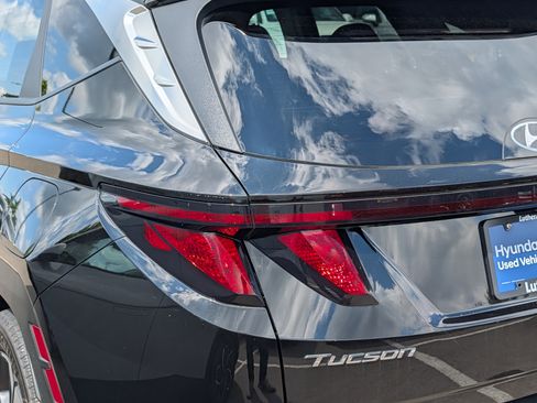 Certified 2024 Hyundai Tucson SEL AWD/4WD image 17
