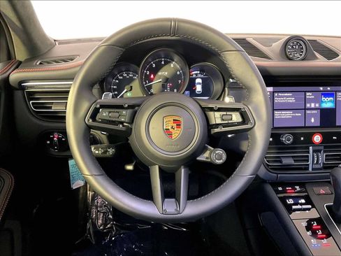 Certified 2026 Porsche Macan GTS AWD/4WD image 15