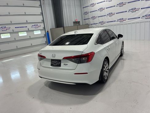 Used 2022 Honda Civic LX image 5