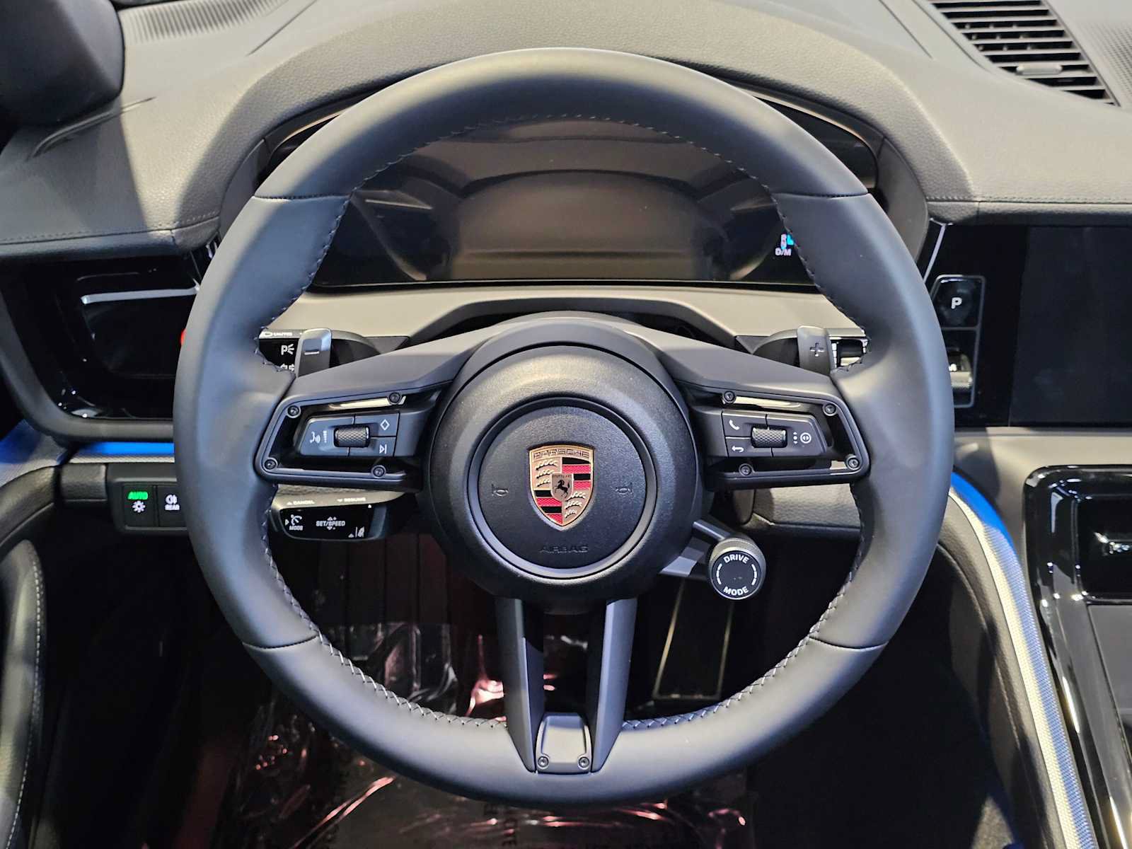 New 2025 Porsche Panamera 4 AWD/4WD image 21