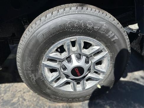 New 2025 GMC Sierra 2500 Pro w/ Convenience Package image 9