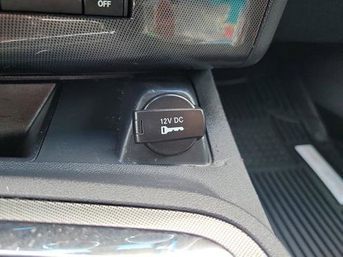 Used 2011 Dodge Challenger SE image 21