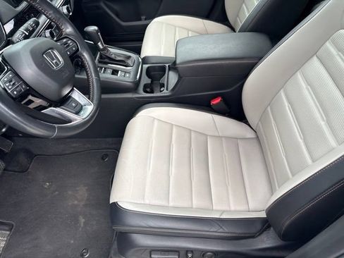 Used 2024 Honda CR-V Sport Touring image 2
