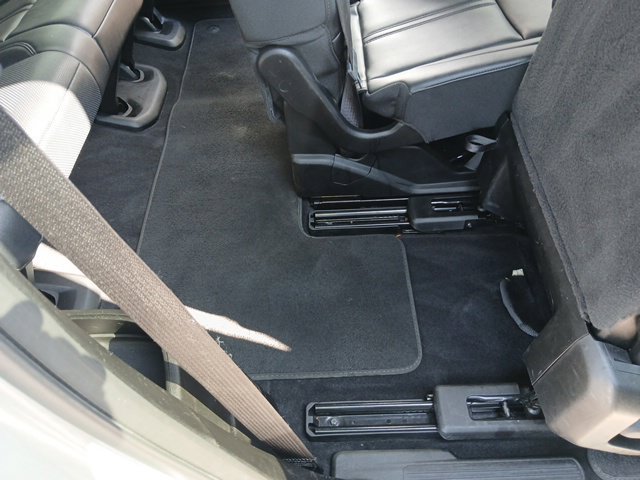 Used 2024 Jeep Wagoneer L Series II AWD/4WD image 16