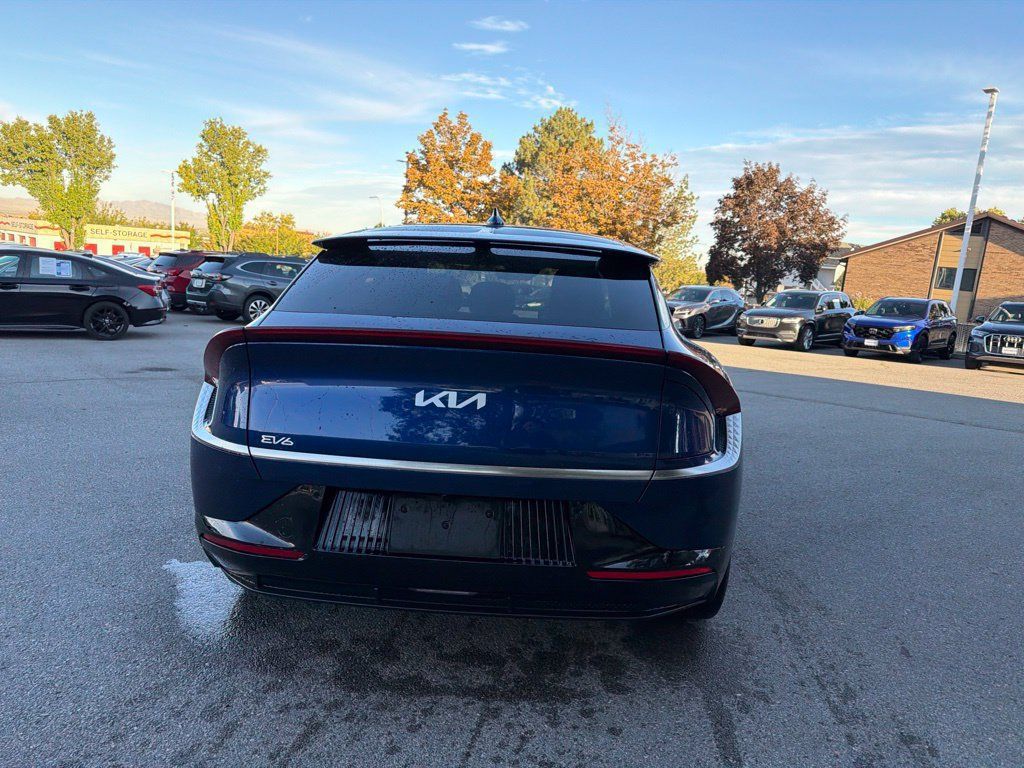 Used 2024 Kia EV6 Wind w/ Wind Technology Package AWD/4WD image 9