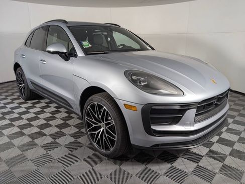 New 2026 Porsche Macan image 9