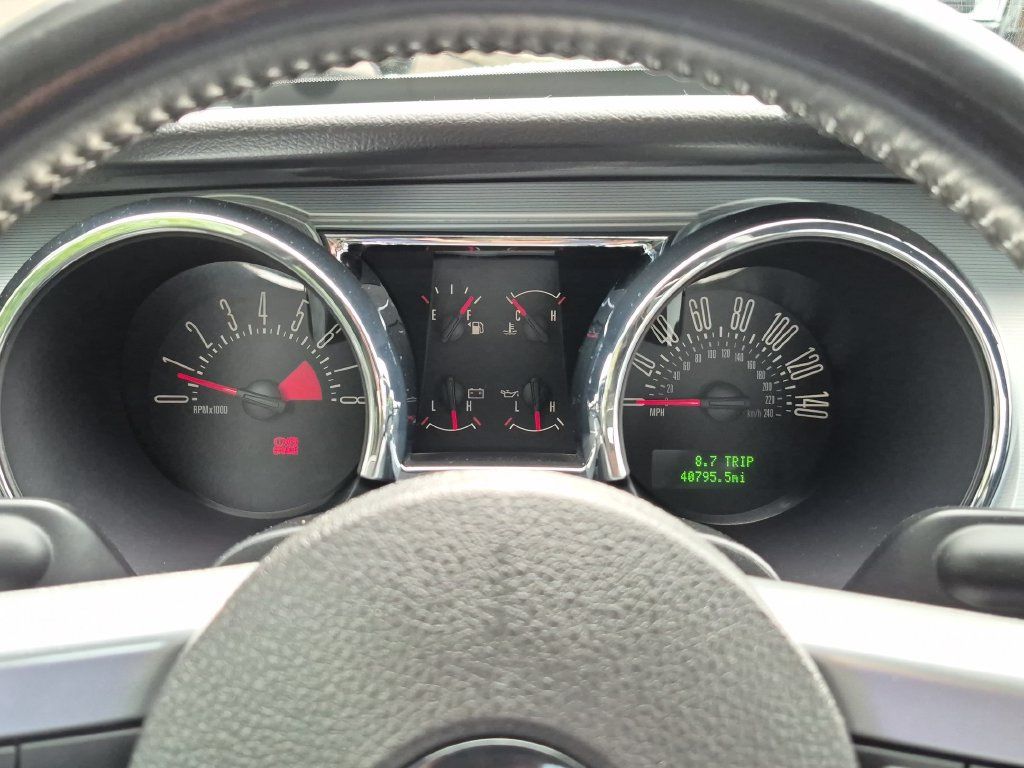 Used 2007 Ford Mustang GT Premium RWD image 24