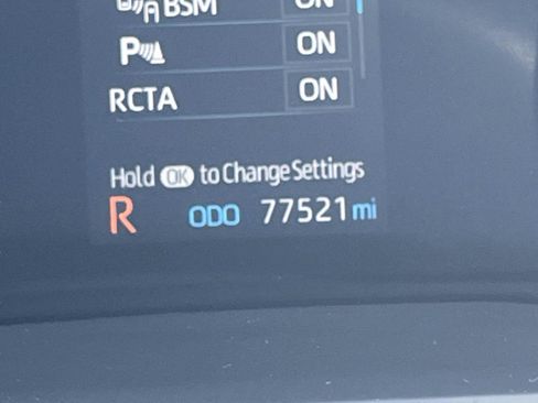 Used 2023 Toyota Sienna XSE image 41