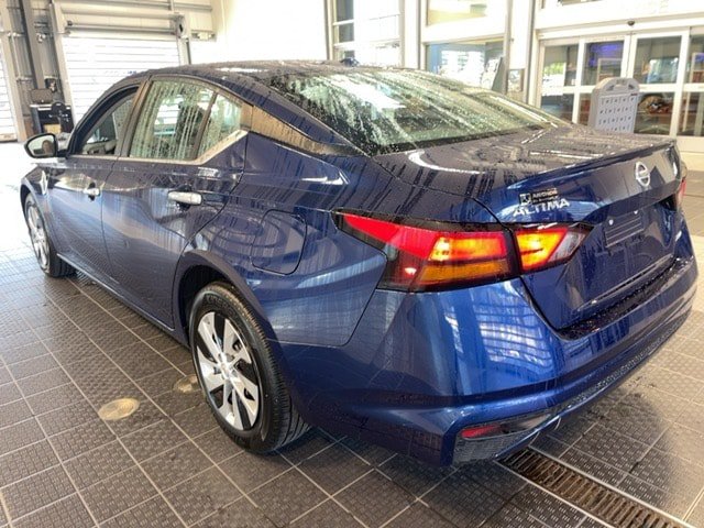 Used 2020 Nissan Altima 2.5 S AWD/4WD image 14