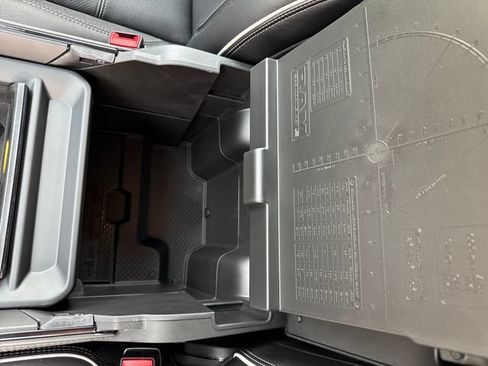 New 2026 RAM 3500 Limited AWD/4WD image 25