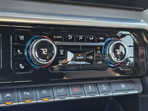 Used 2023 GMC Sierra 1500 Denali w/ Denali Reserve Package image 35