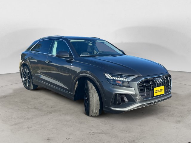 Used 2020 Audi Q8 Premium Plus w/ Premium Plus Package AWD/4WD image 3