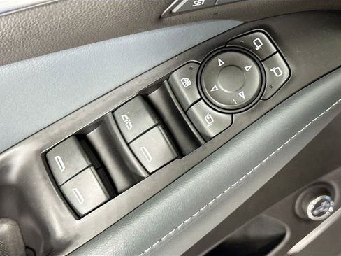 Used 2022 Buick Enclave Premium w/ Surround and Sites Package AWD/4WD image 16
