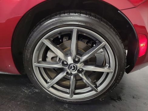 Used 2023 MAZDA MX-5 Miata Grand Touring RWD image 10