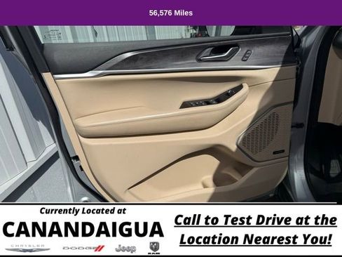 Used 2022 Jeep Grand Cherokee L Limited image 10