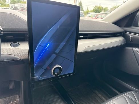 Used 2023 Ford Mustang Mach-E Select RWD image 11