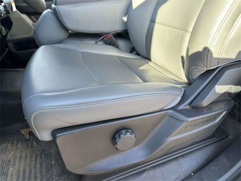 Used 2024 Ford F550 4x4 Regular Cab Super Duty image 18