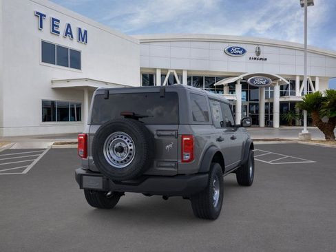 New 2025 Ford Bronco 4-Door image 8