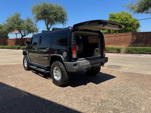 Used 2003 HUMMER H2 w/ Preferred Equipment Group image 14