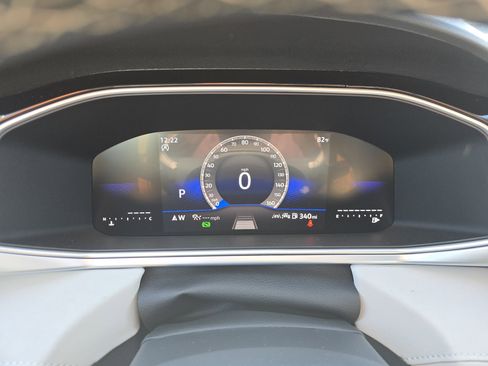 New 2025 Volkswagen Taos SE image 21