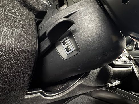 Used 2016 BMW M4 Coupe RWD image 28
