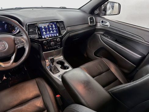 Used 2020 Jeep Grand Cherokee Limited AWD/4WD image 24