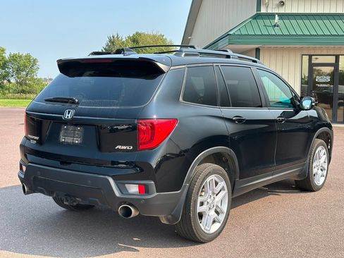 Used 2024 Honda Passport EX-L image 6