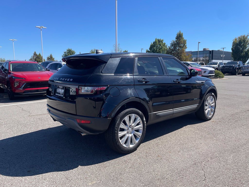 Used 2018 Land Rover Range Rover Evoque SE AWD/4WD image 6