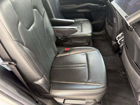 Used 2023 Kia Sorento SX AWD/4WD image 30