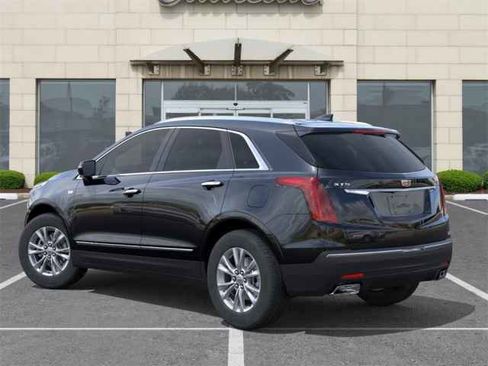 New 2026 Cadillac XT5 Luxury image 3