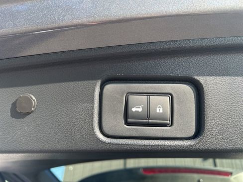 New 2026 Nissan Pathfinder SL FWD image 25