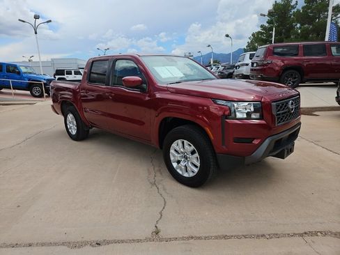 Used 2023 Nissan Frontier SV AWD/4WD image 5