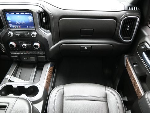 Used 2020 GMC Sierra 2500 Denali w/ Denali Ultimate Package image 37