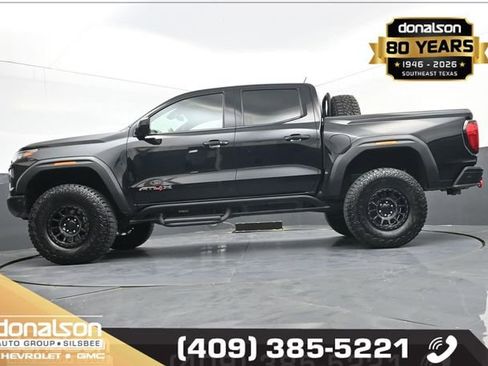 Used 2026 GMC Canyon AT4X w/ AT4X AEV Edition AWD/4WD image 14