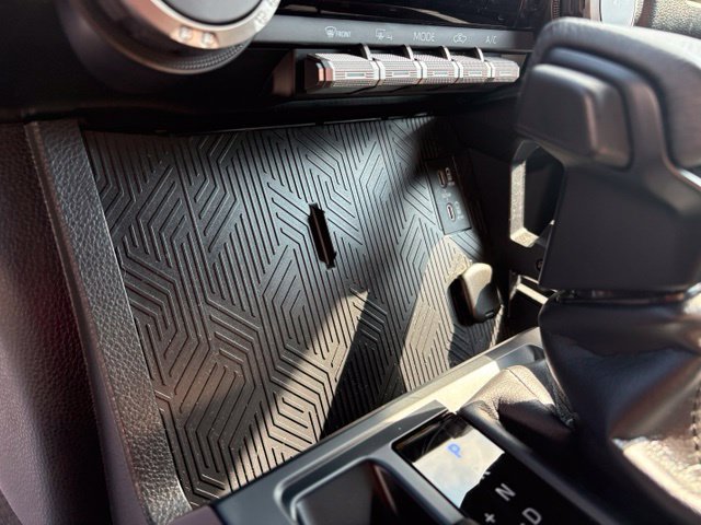 Used 2025 Toyota Tacoma TRD Sport AWD/4WD image 20