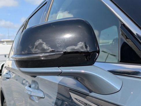 New 2026 Lincoln Aviator AWD image 12