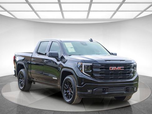 Used 2025 GMC Sierra 1500 Elevation w/ Preferred Package image 5
