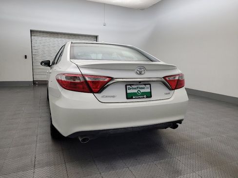 Used 2016 Toyota Camry XSE image 6