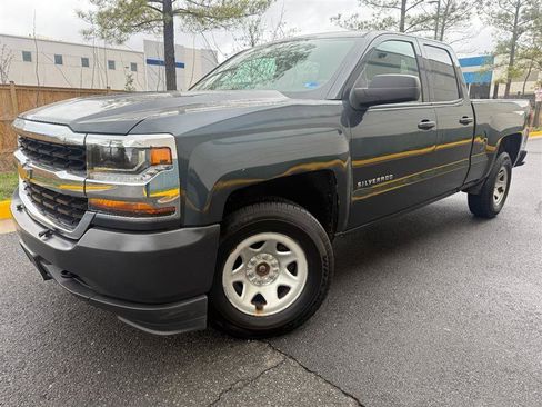Used 2017 Chevrolet Silverado 1500 W/T w/ WT Convenience Package AWD/4WD image 4